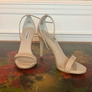 Steve Madden patent nude heels